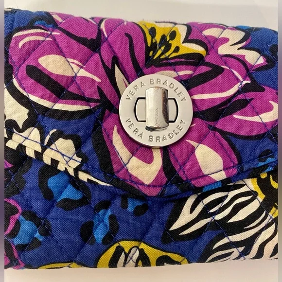 Vera Bradley Your Turn Smartphone Wristlet Wallet AFRICAN VIOLET - Picture 3 of 9